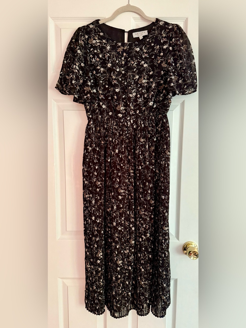 Black Floral Pleated Short Sleeve Chiffon Maternity Midi Dress